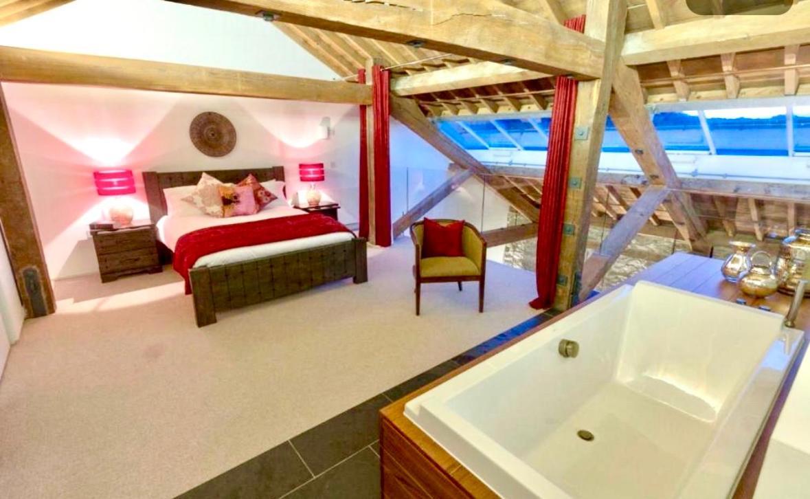 Royal William Yard Apartments - Large And Luxurious With Free Parking Plymouth Buitenkant foto